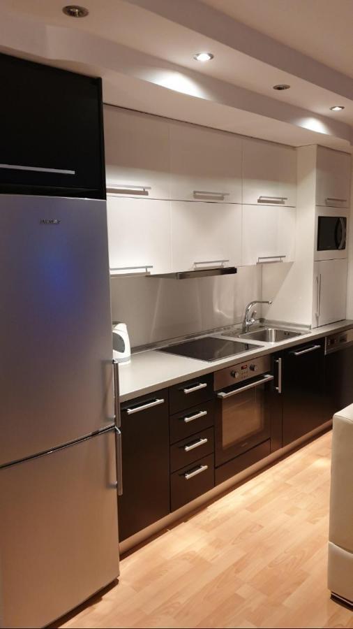 Brand New Apt In City Center Bituli Exterior foto